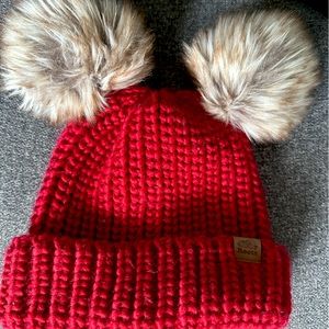Roots toddler/kids toque 2 pom-poms in Red- for girls or boys size 3-5yrs